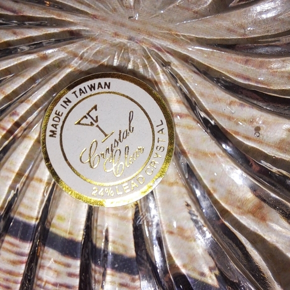 ✨Freebie✨ Eternal Crystal Heart trinket box - Picture 6 of 9